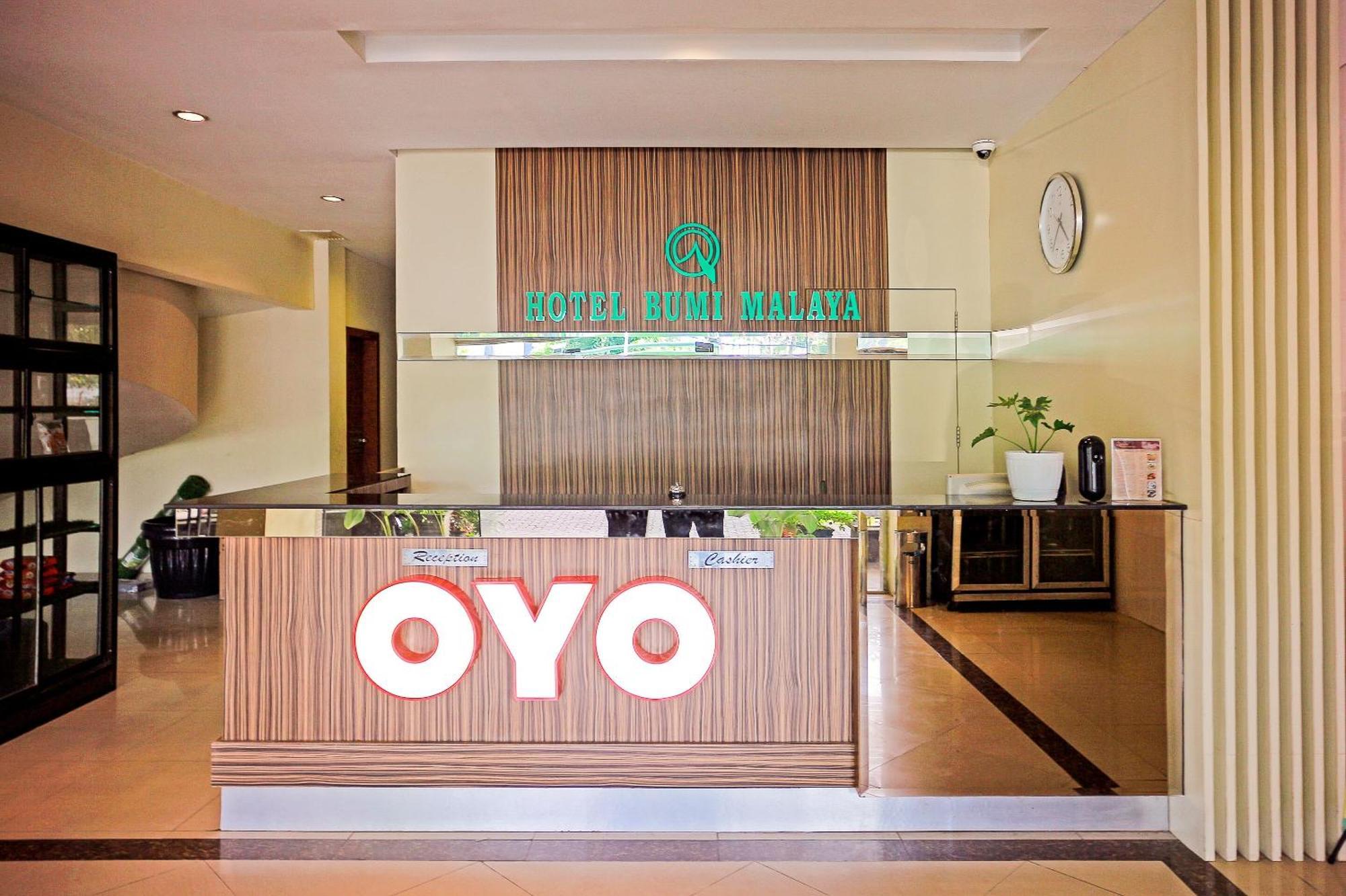 Oyo 1009 Hotel Bumi Malaya Medan Dış mekan fotoğraf