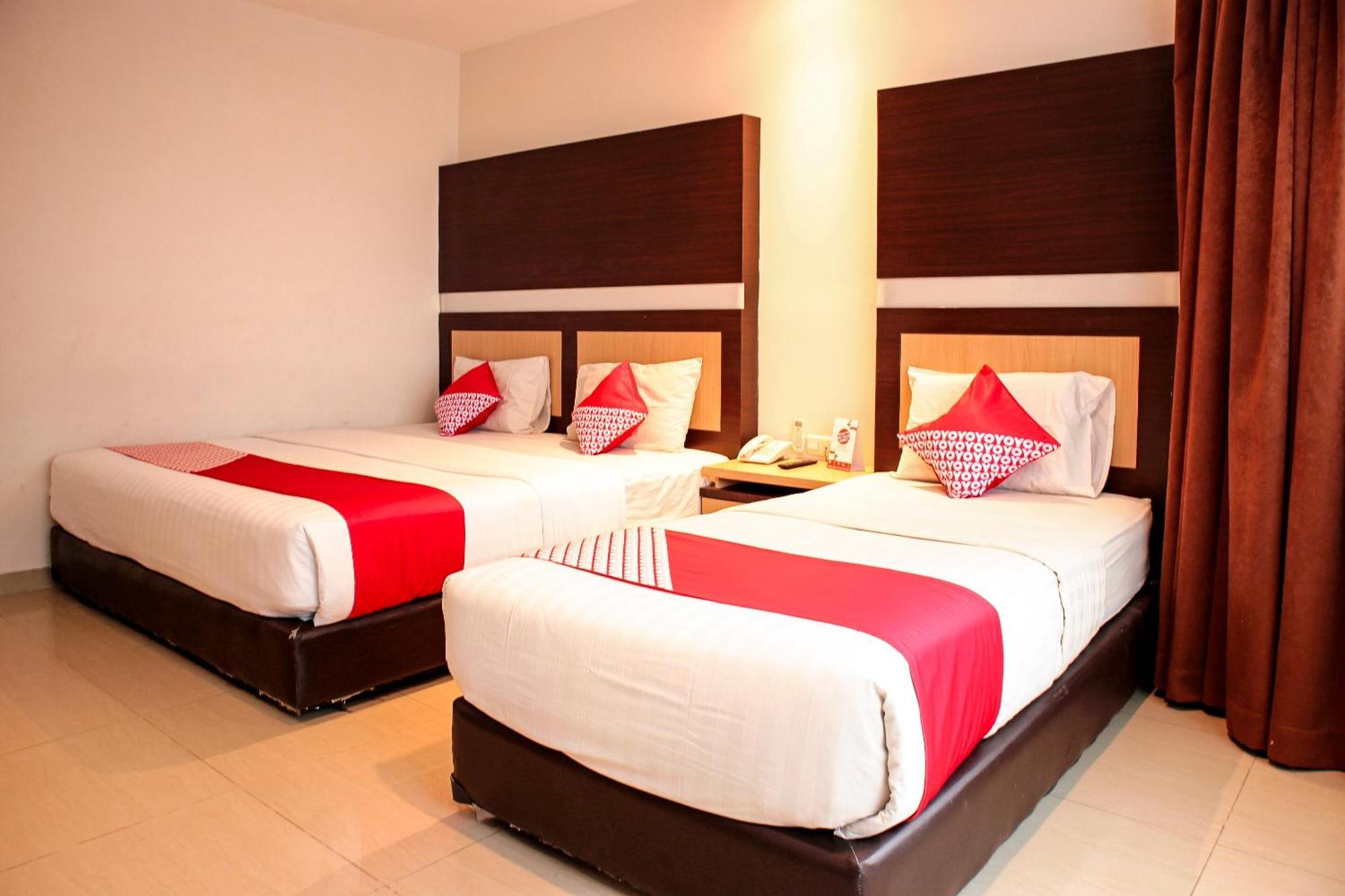 Oyo 1009 Hotel Bumi Malaya Medan Dış mekan fotoğraf