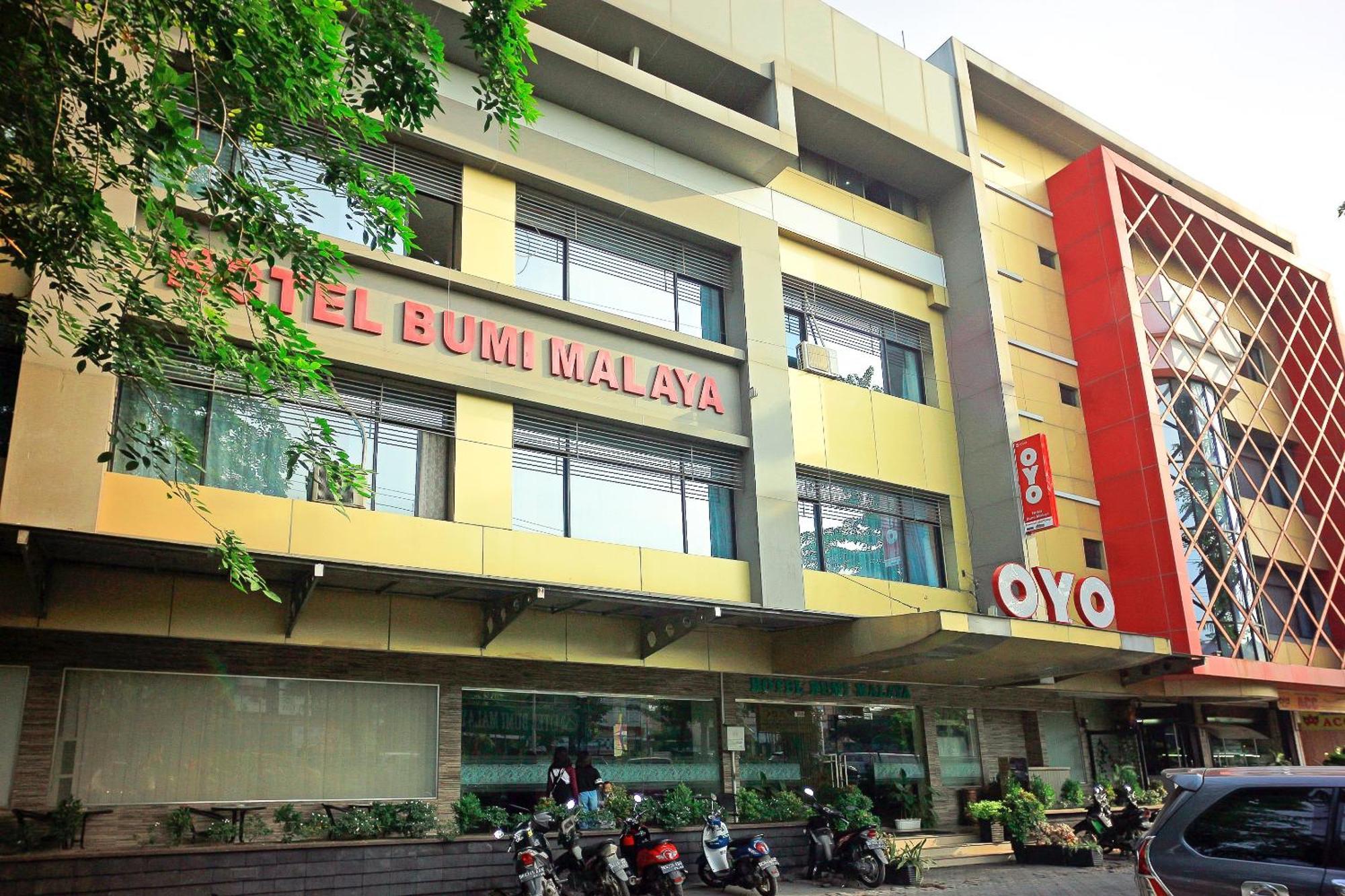 Oyo 1009 Hotel Bumi Malaya Medan Dış mekan fotoğraf